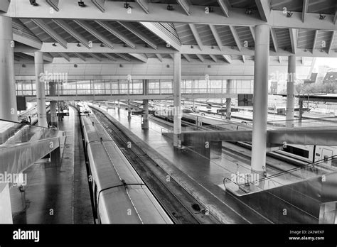 High Speed Passenger Train At Madrid Atocha Station Stock Photo Alamy