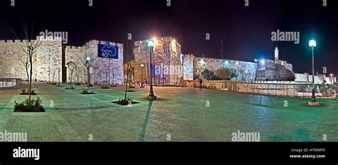 Jaffa Gate Hi Res Stock Photography And Images Alamy