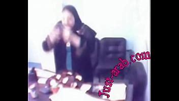 Puta árabe en hijab XVIDEOS