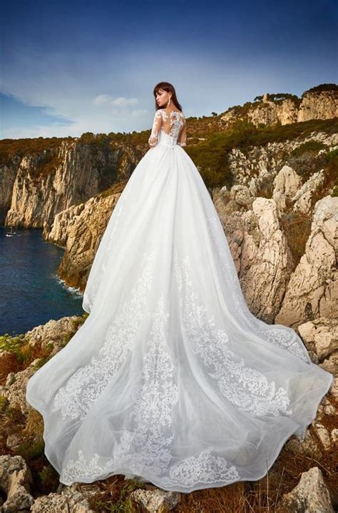 Свадебное платье 15 пышное со шлейфом | Недорогие свадебные платья в Киеве