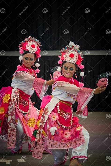 Betawi Mask Dance Performance At Parade Tari Nusantara 2014 Editorial Photography Image Of