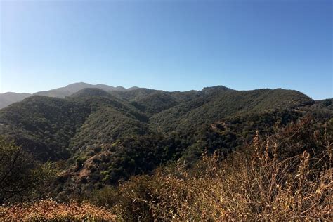 Hiking to Inspiration Point at Will Rogers State Historic Park - LA ...