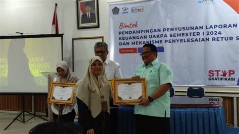 Kemenag Karawang Kembali Raih Penghargaan Kppn Award Sopian