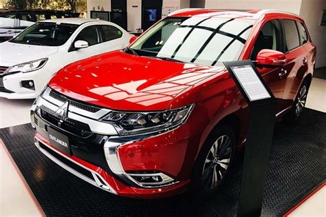 Tin Xe Hot I Th C A Toyota Vios Gi M Gi Tri U Ng E N T Honda City V Hyundai Accent