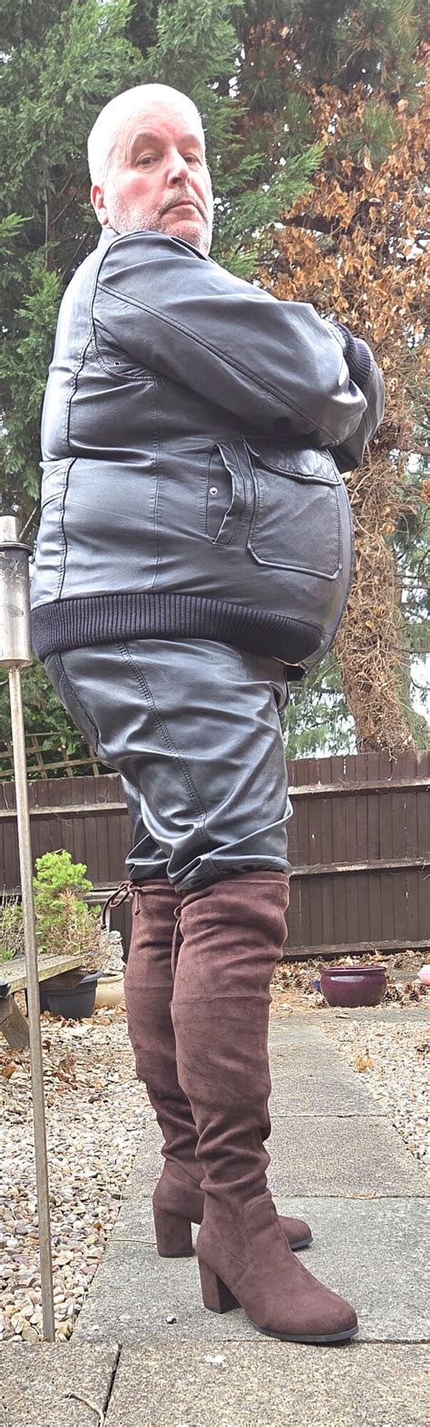Leather Outfit Outside Nude Pics XHamster