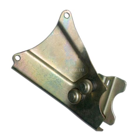 Кронштейн приемной трубы УАЗ