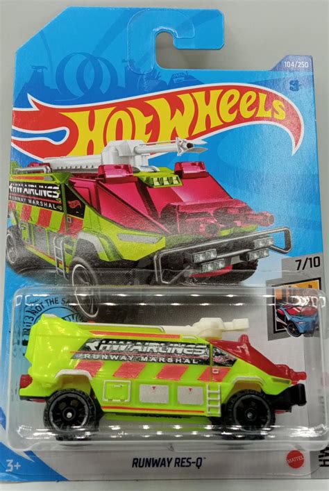 Carrinho Hot Wheels Runway Res Q Jihy Hw Metro Mattel Toyshow Tudo De Marvel Dc Netflix