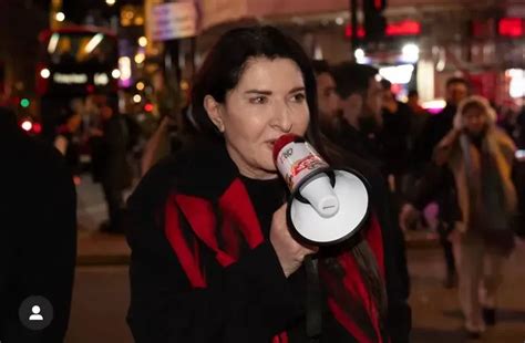 Участница Pussy Riot Надежда Толоконникова выходит замуж за криптомиллионера