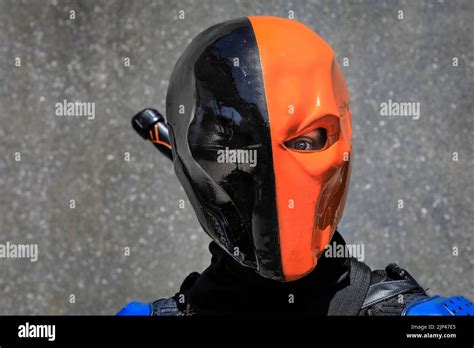 Cosplayer As Deathstroke Slade Wilson Close Up Of Black And Orange