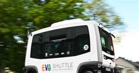 Karlsruhe Testet Autonom Fahrenden Bus STIMME De