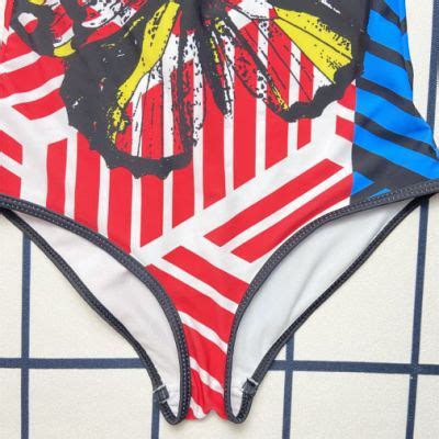 China Luxury Designs Sexy Summer Bikini One Piece Print Beach Swimsuit Famous Brands Women