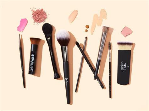 Makeup Brush Guide for Beginners and Professional Artists | Makeup.com