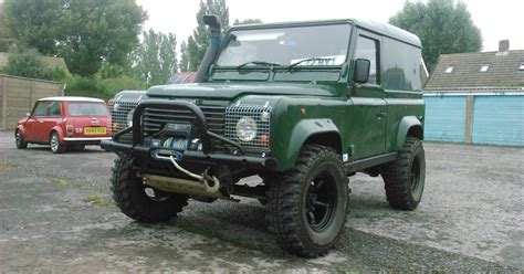 Landrover Defender LAND ROVER DEFENDER 90 300 TDI GREEN