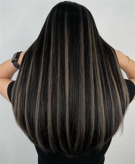 30 Head-Turning Ideas of Chunky Highlights to Update Your Look in 2026