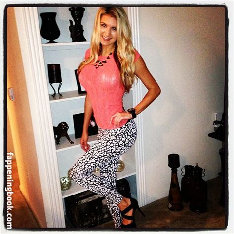 Krystal Gable Krysgable Nude OnlyFans Leaks Fappening FappeningBook