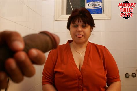 Granny Recive Bbc In Gloryhole Porn Pictures Xxx Photos Sex Images Pictoa