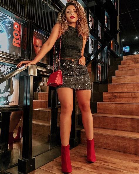 Look Com Bota Vermelha Cano Curto - Como usar bota de cano curto | bota de cano curto vermelha | red short ...
