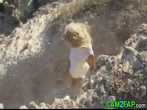 Awesome Blonde Naked The Beach XVIDEOS