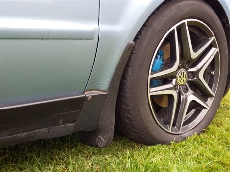 Брызговики передние Оригинал — Volkswagen Passat B5, 2,8 л, 1998 года ...