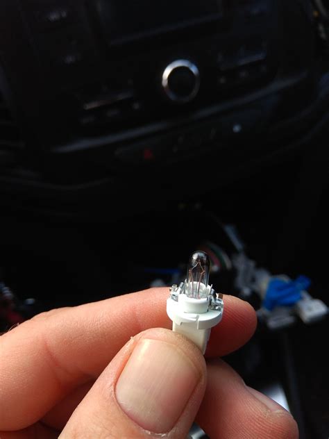 Подсветка ниши на центральной консоли Лада Х Рей