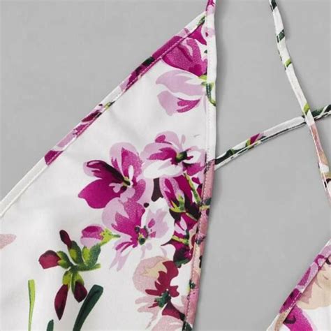 Body Blanco Satinado Floreado Margarita Sex Shop