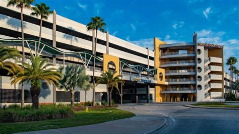 Tampa Cruise Parking Guide: What Are Your Options?