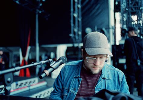 Hot Wheels Lets Race Revs Up On Netflix With New Series Citizens Journal