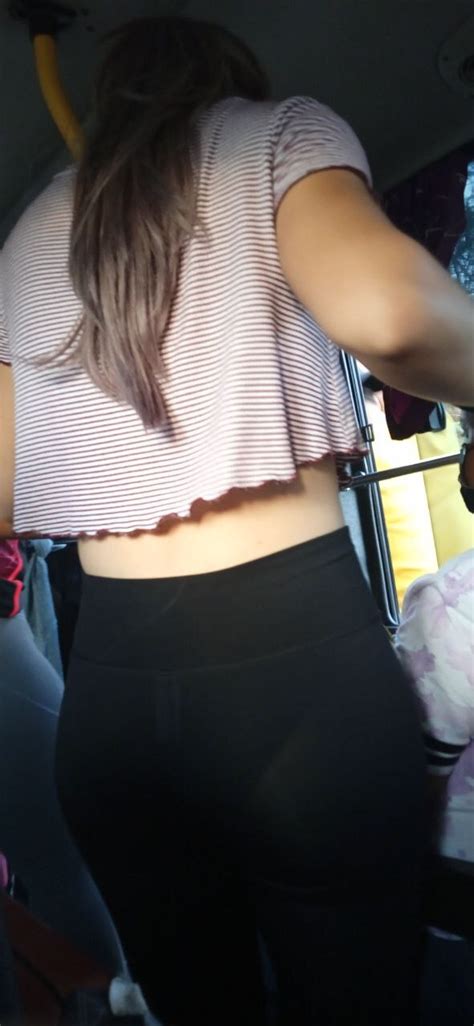 Transparencias Hot En El Bus Chica Con Calzas Mujeres Bellas En La Calle