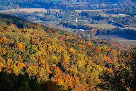 Sewanee, Tennessee: Learn About the South's Fall Foliage