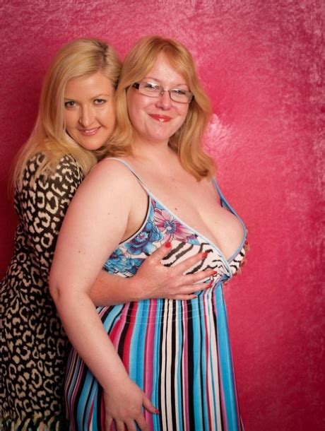 Fat Amateur Samantha And Her Lesbian Girlfriend Grab Each Others Big Butts CoedCherry