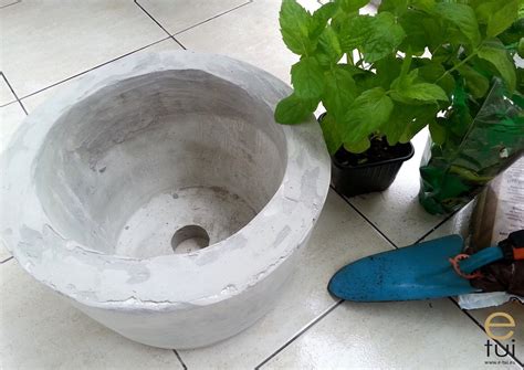 Вазоны из цемента и ткани своими руками для сада (60 фото) - красивые ...