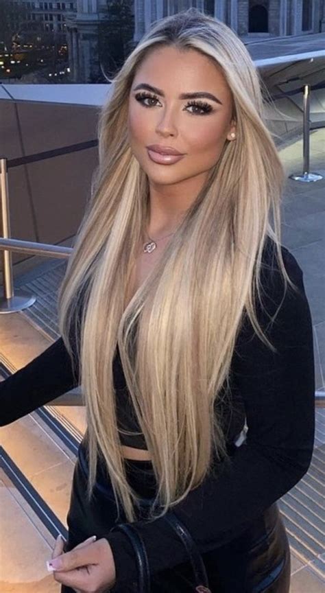 Pin By Lindsay Holroyd On Hair In 2025 Blonde Hair Inspiration Long Hair Styles Blonde Hair