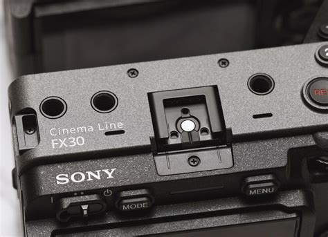 Sony Alpha FX30 Cinema Line (ILME-FX30) inkl. XLR-Griffeinheit ...
