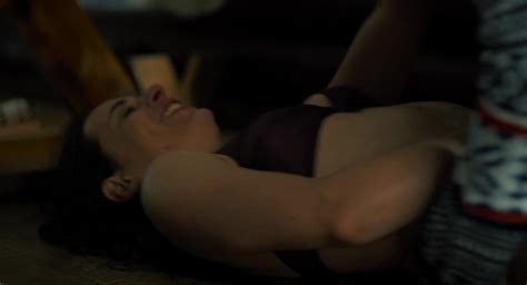 Nude video celebs Gina Henkel nude Wann kommst du meine Wunden küssen 2022