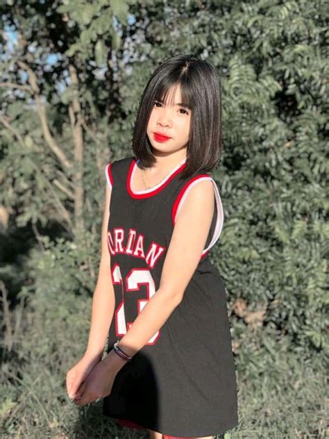 ปกพนโดย Porn Thip ใน งง ผหญง คนสวย ทรงผมสนผหญง