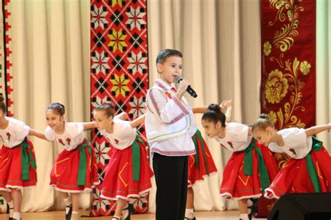 Три поколения артистов - в проекте «Живая шкатулка народного творчества ...