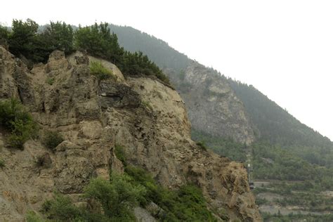 Felsen Bei G Ronde In Sierre Siders Im Rh Netal In Den W Flickr