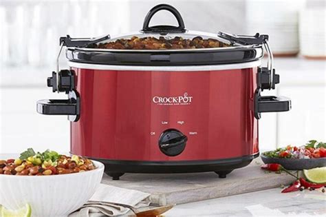 4 Quart Crock Pot Slow Cooker ONLY $19.99 (Reg. $36)