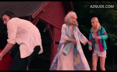 Anna Shields Natalie Burn Underwear Lesbian Scene In The Executioners AZnude