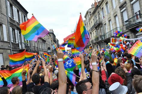 Gay Pride Bordeaux Marche De La Fiert Gay