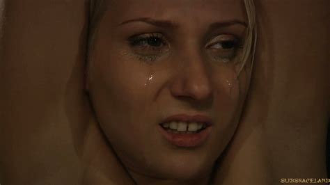 Perfect Blonde For A Whipping Playing