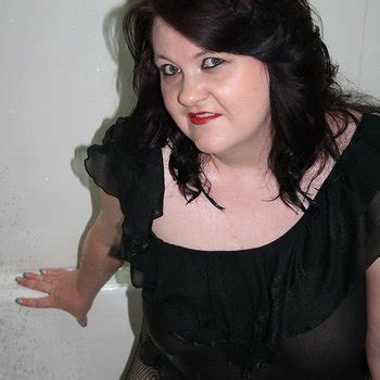 Trisha Rene Babe Page Watch This Pornstar On FreeOnes