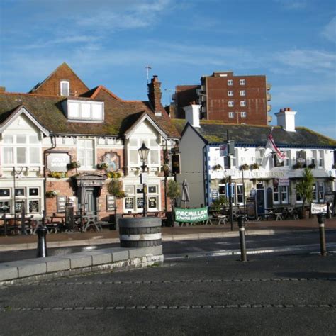 Dorset Group Dec Poole Town Walk And Xmas Lunch Gay Outdoor Club