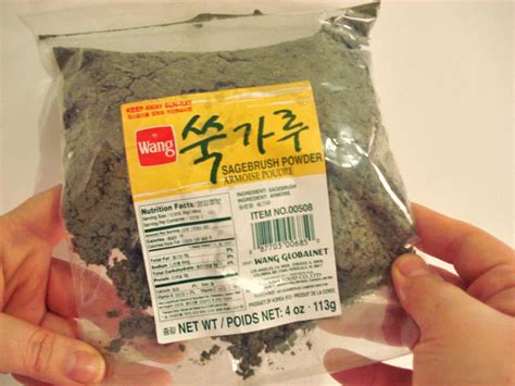 Mugwort powder (Ssukgaru) - Maangchi’s Korean cooking ingredients