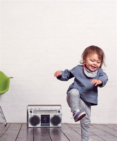 4 Reasons To Listen To Music With Your Kids - Begin Learning