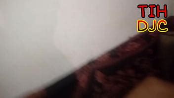 BRIGOU O NAMORADO E ELE COLOCOU ELA PRA FORA ENTÃO ELA VEIO ME DAR SAFADA XVIDEOS