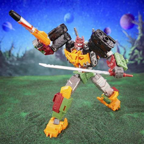 Transformers Toys Legacy Evolution Voyager Class Comic Universe ...