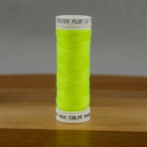 Fil Coudre Fluo Polyester M