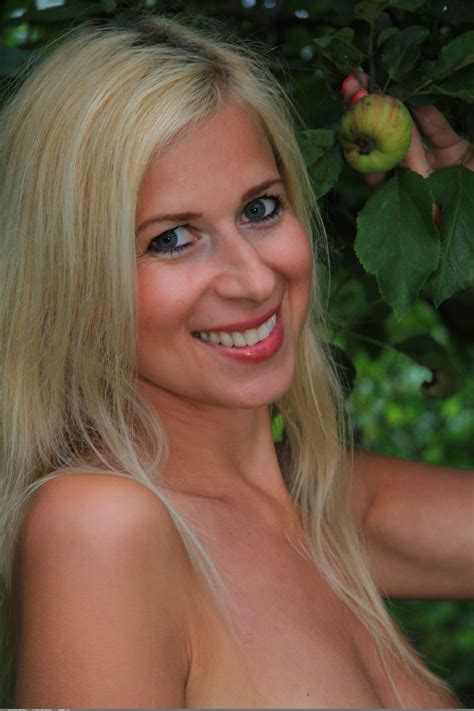 Anastasia Devine Domai Anastasia Devine Anastasia Devine High Porn Pic