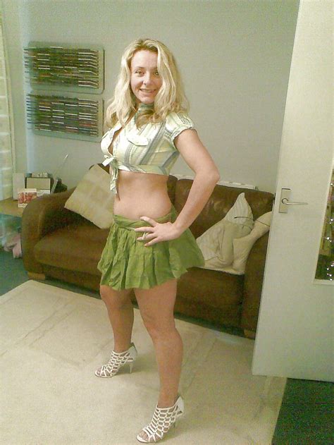 Mini Skirt Milf S Porn Pictures Xxx Photos Sex Images Pictoa